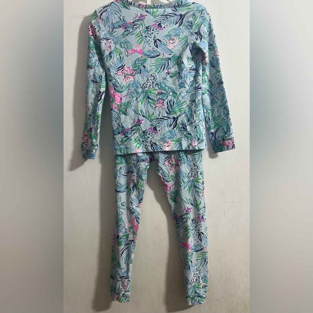 Lilly Pulitzer Blue and Green Pajama Set with Tropical Floral Design